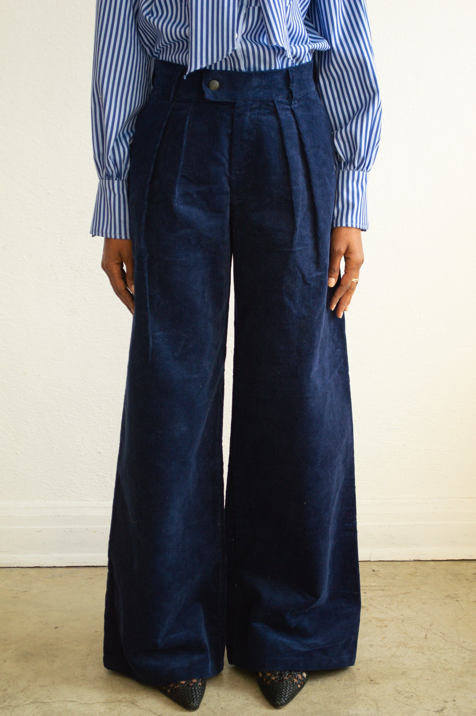 Corduroy Navy Wide leg Pants- Pre-Order – House of Aama