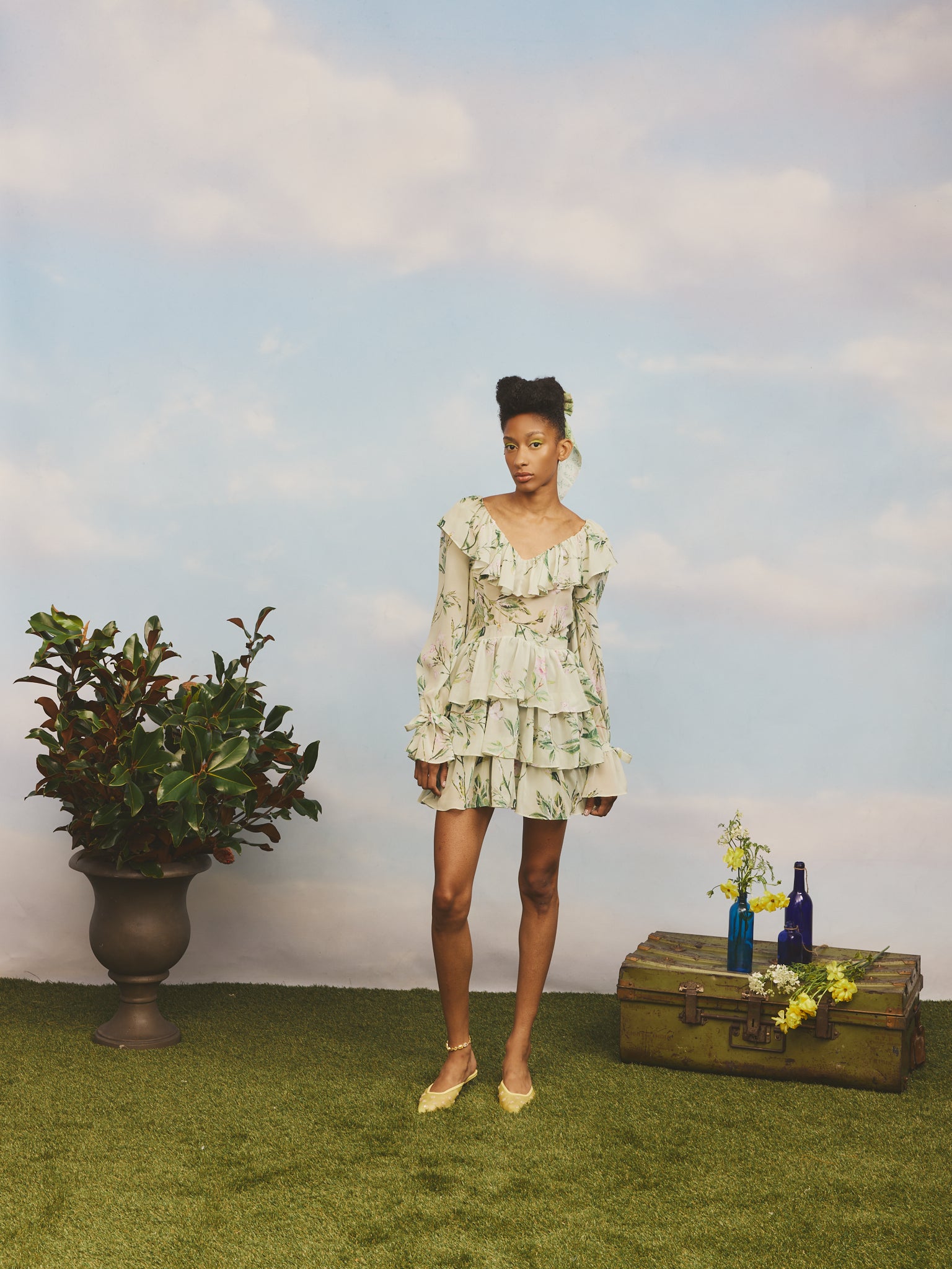 mini dress with roses Swamp Rose Victorian Dress-Pre-Order 6 This cute floral mini Talla:X-Small Petal and Pup Women's 90s y2k 2000s