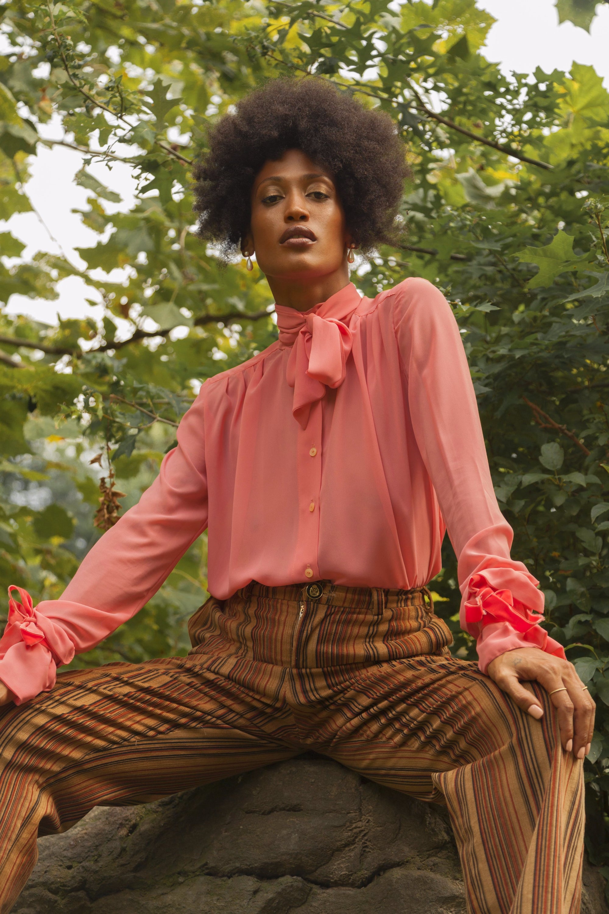 Victorian Silky Pussybow Shirt Unisex