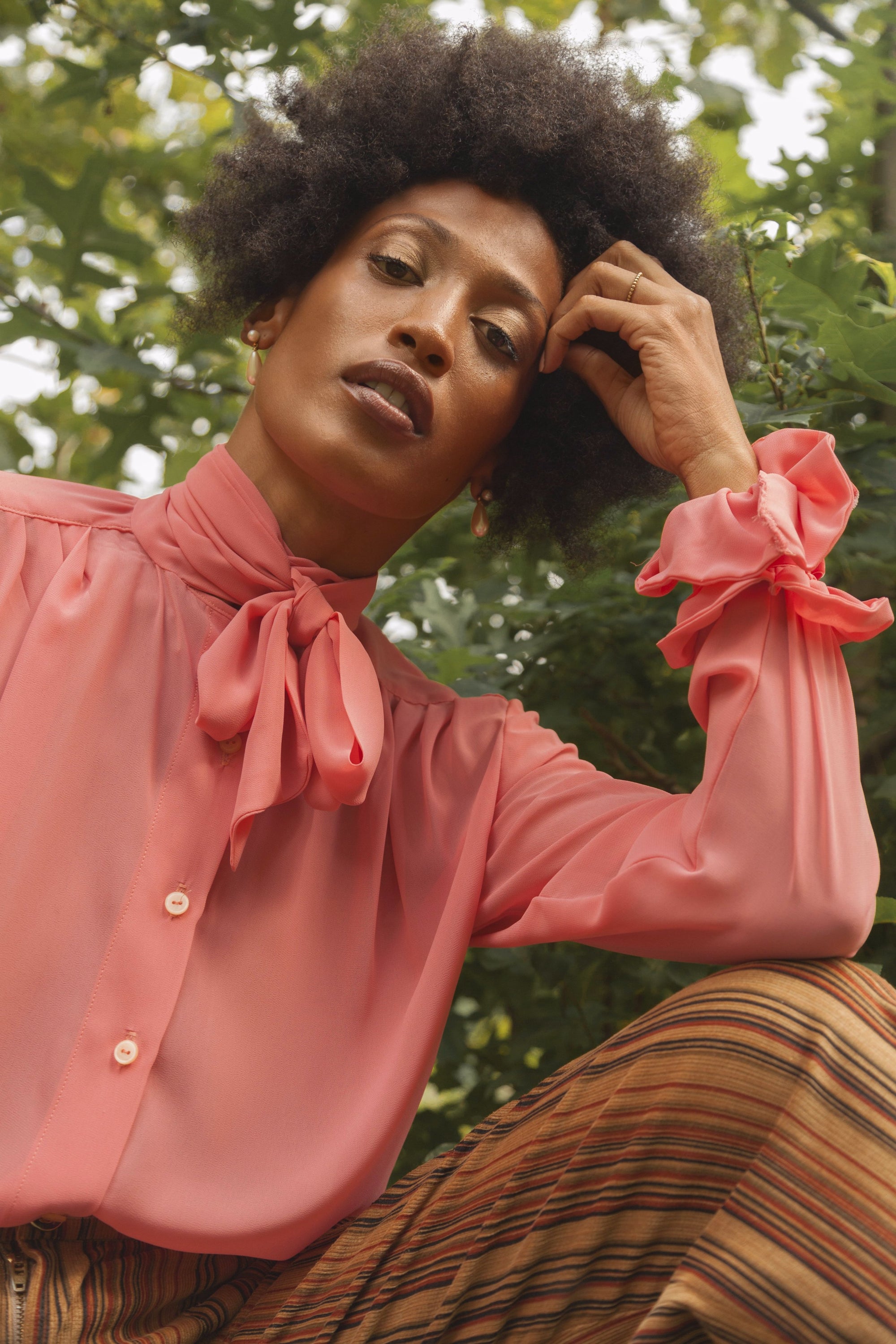 Victorian Silky Pussybow Shirt Unisex