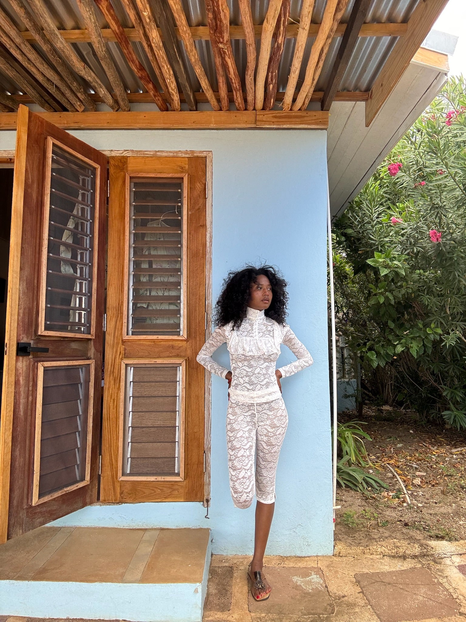 Lace Capris White